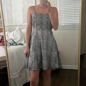 Black and white patterned dress